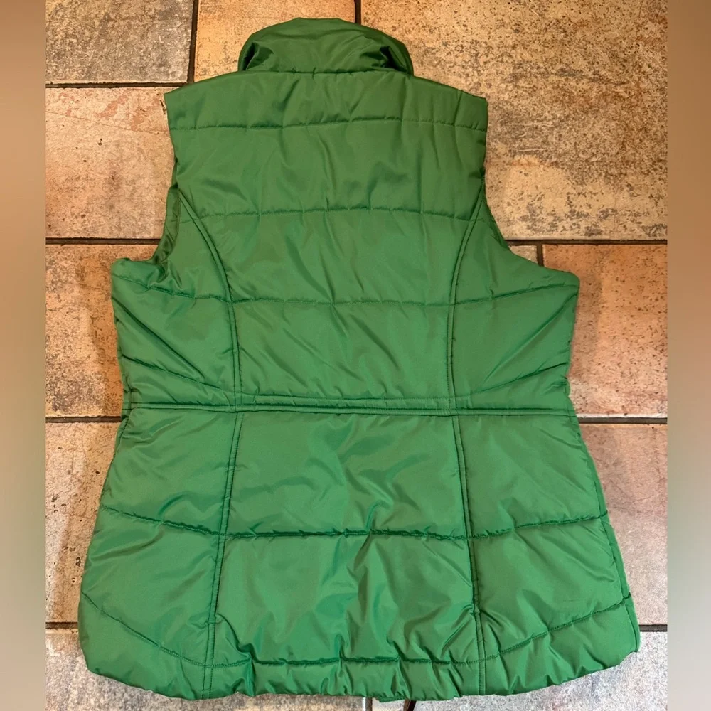 New York & Company Women’s Green Puffer Vest Zip & Snap Closure Size Small - Picture 2 of 6